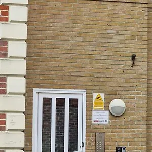 Very Two Bedroom In London